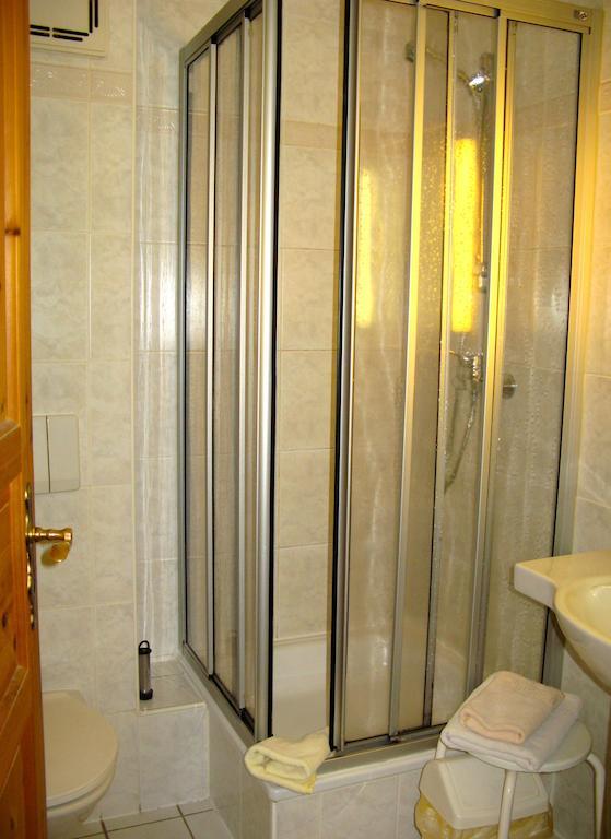 Landhotel Goldener Becher Limbach-Oberfrohna Bilik gambar