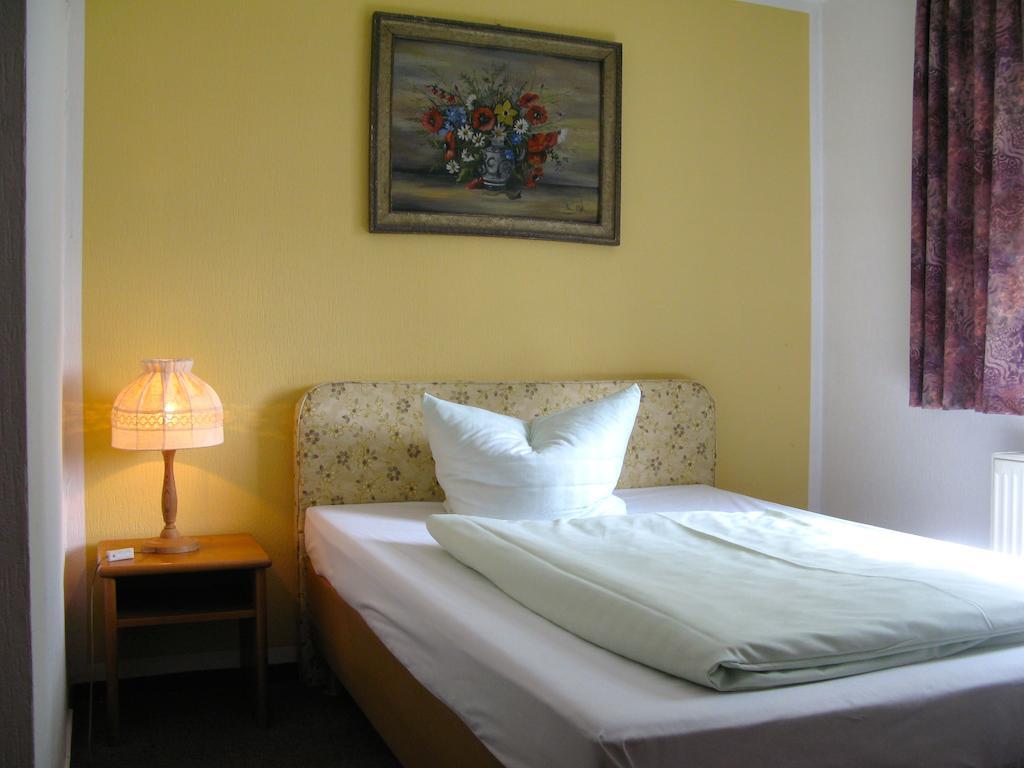 Landhotel Goldener Becher Limbach-Oberfrohna Bilik gambar