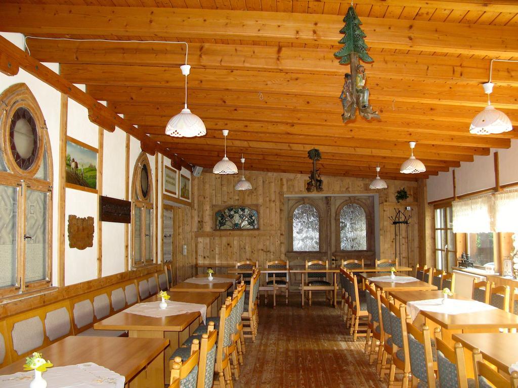 Landhotel Goldener Becher Limbach-Oberfrohna Luaran gambar